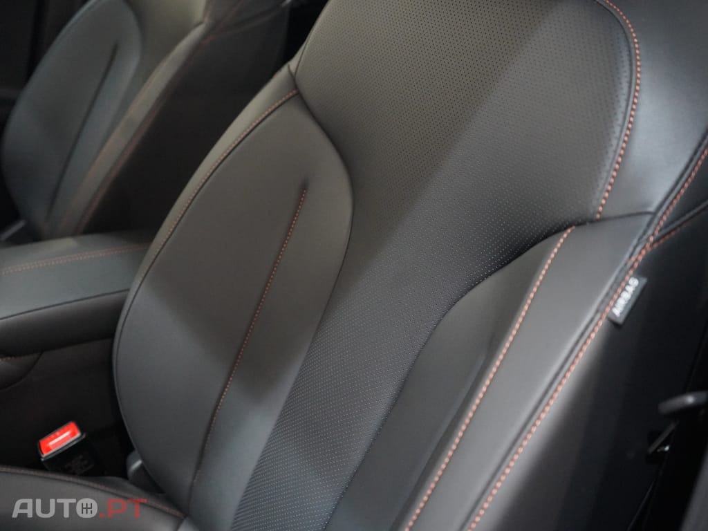 MG HS 1.5 T-GDI Plug In Hybrid Luxury