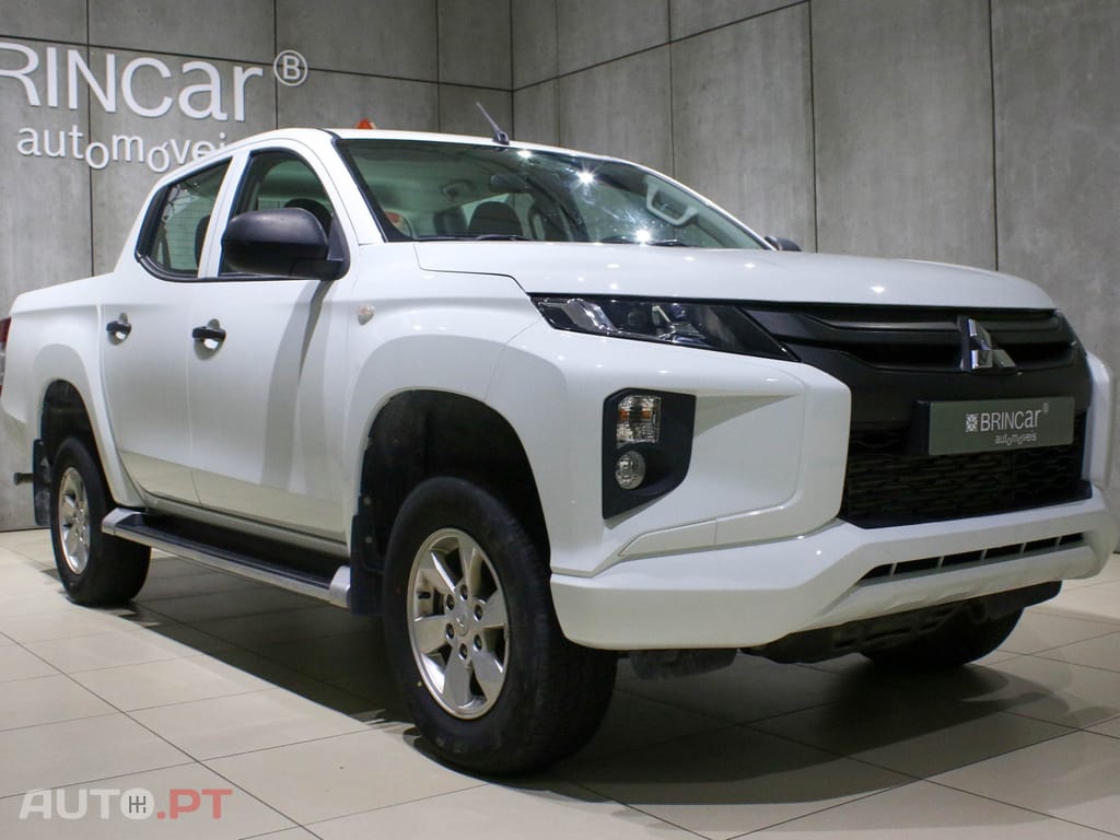 Mitsubishi L200 2.3 DI-D CD Invite 4WD