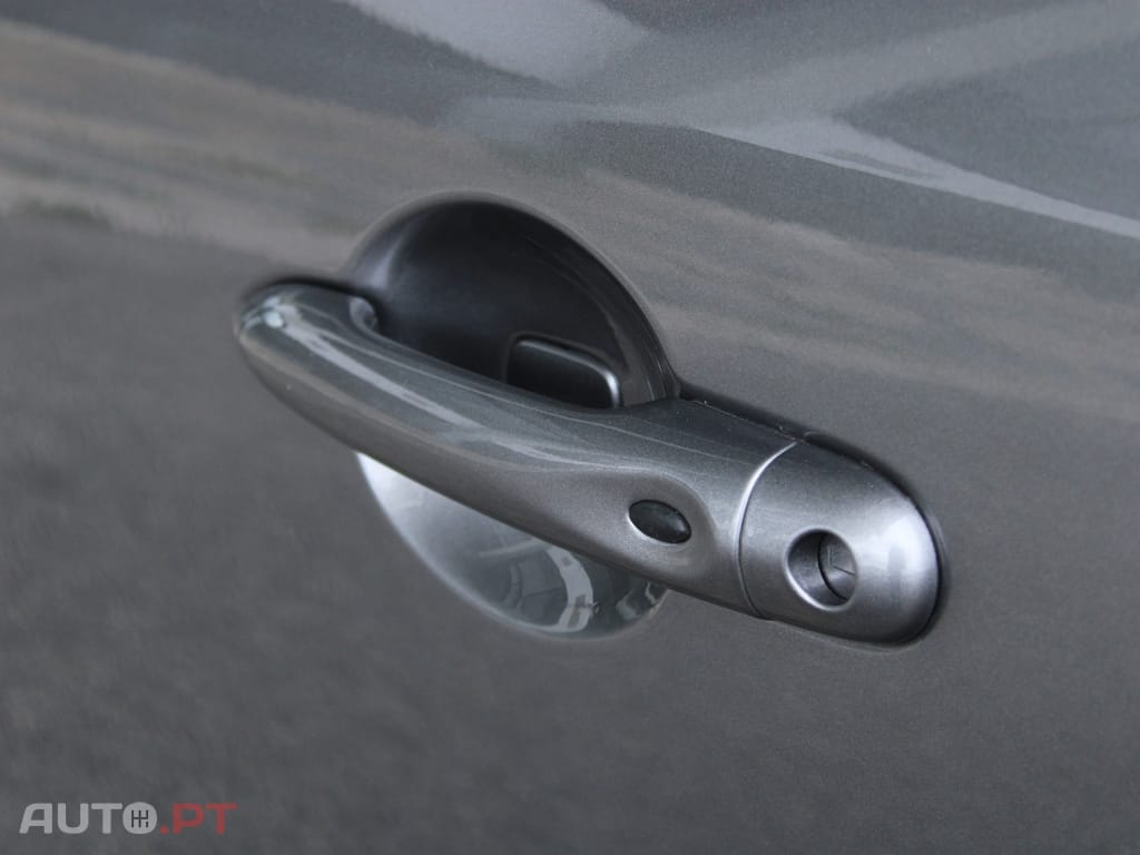 Renault Mégane Coupe RS 265 TCe