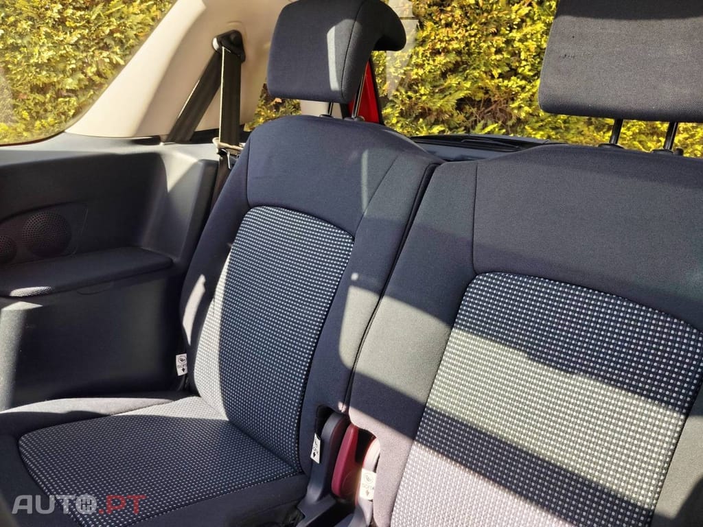 Peugeot 1007 1.4 HDi Cappuccino