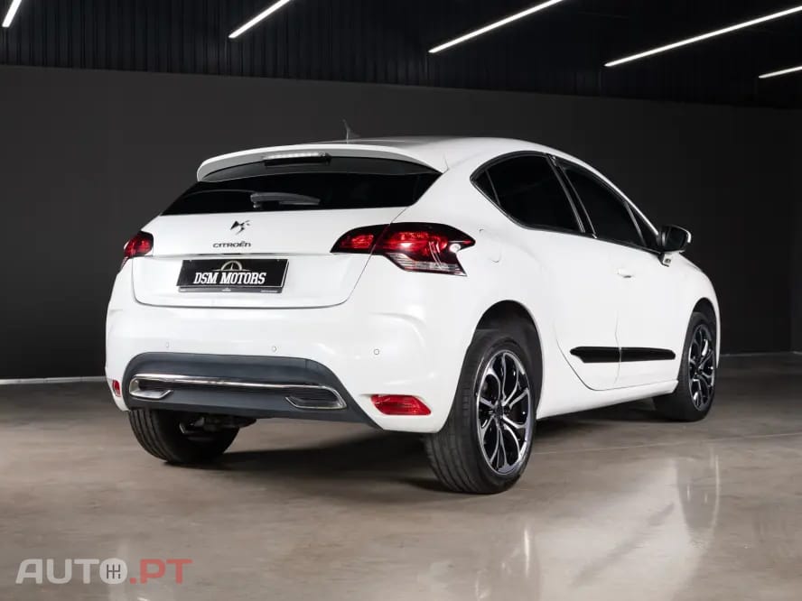Citroen DS4 1.6 e-HDi So Chic CMP6