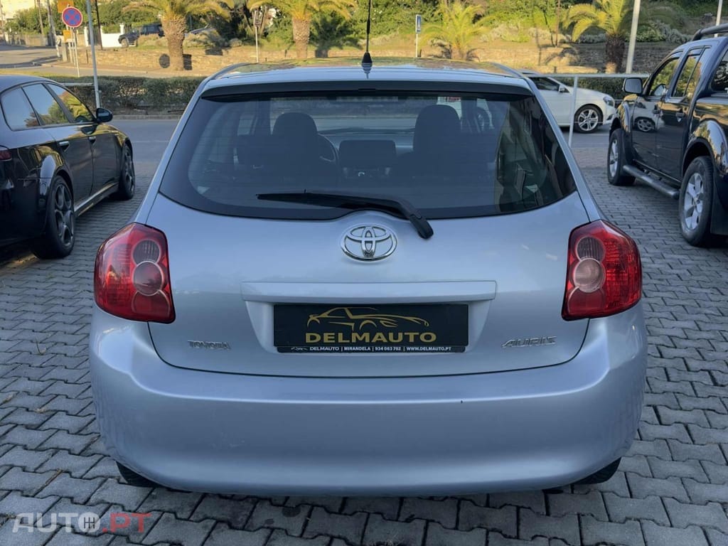 Toyota Auris 2.0 D-4D Exclusive