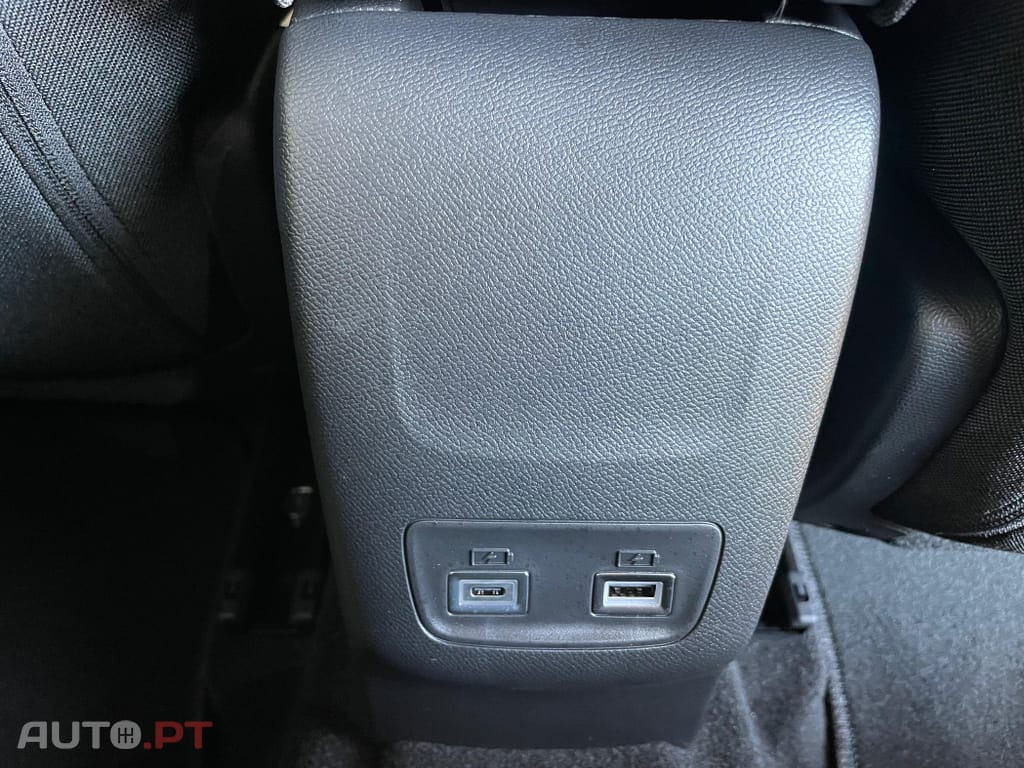 Peugeot 2008 1.2 PureTech Active Pack