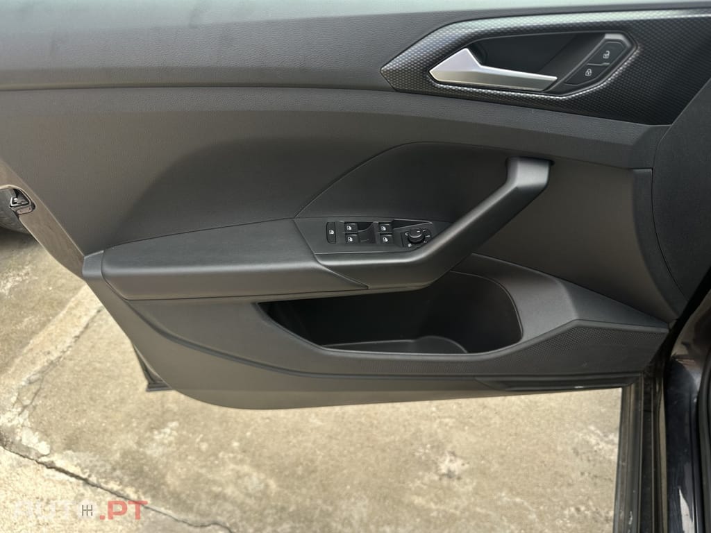 Volkswagen T-Cross 1.0 TSI Life
