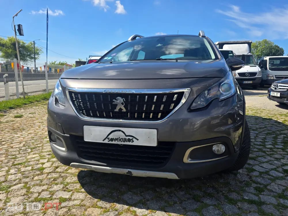 Peugeot 2008 PureTech 130 Allure Pack