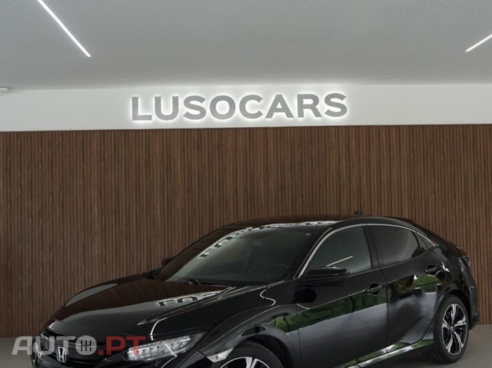Honda Civic 1.0 i-VTEC Turbo Executive Sport Line