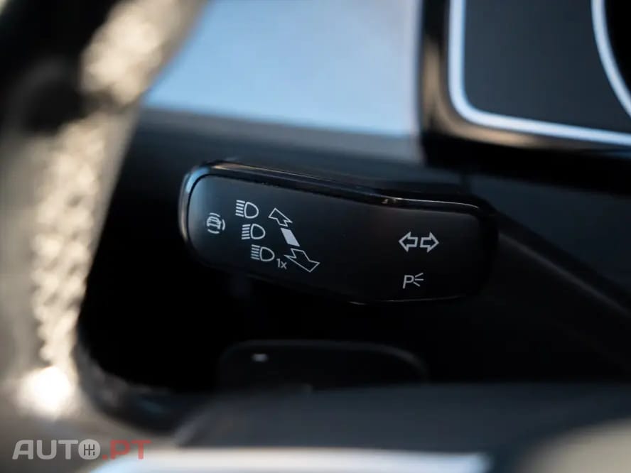 Volkswagen Passat Variant 2.0 TDI Elegance DSG