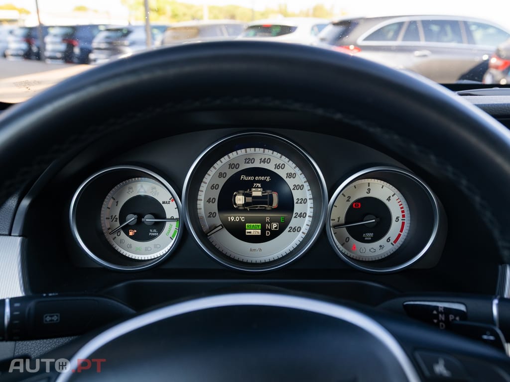 Mercedes-Benz E 300 BlueTEC Hybrid Avantgarde 107g