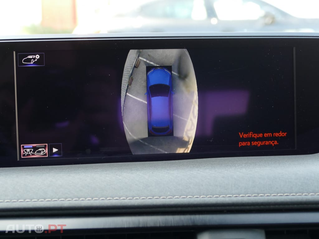 Lexus UX Luxury+TAE+JLL18