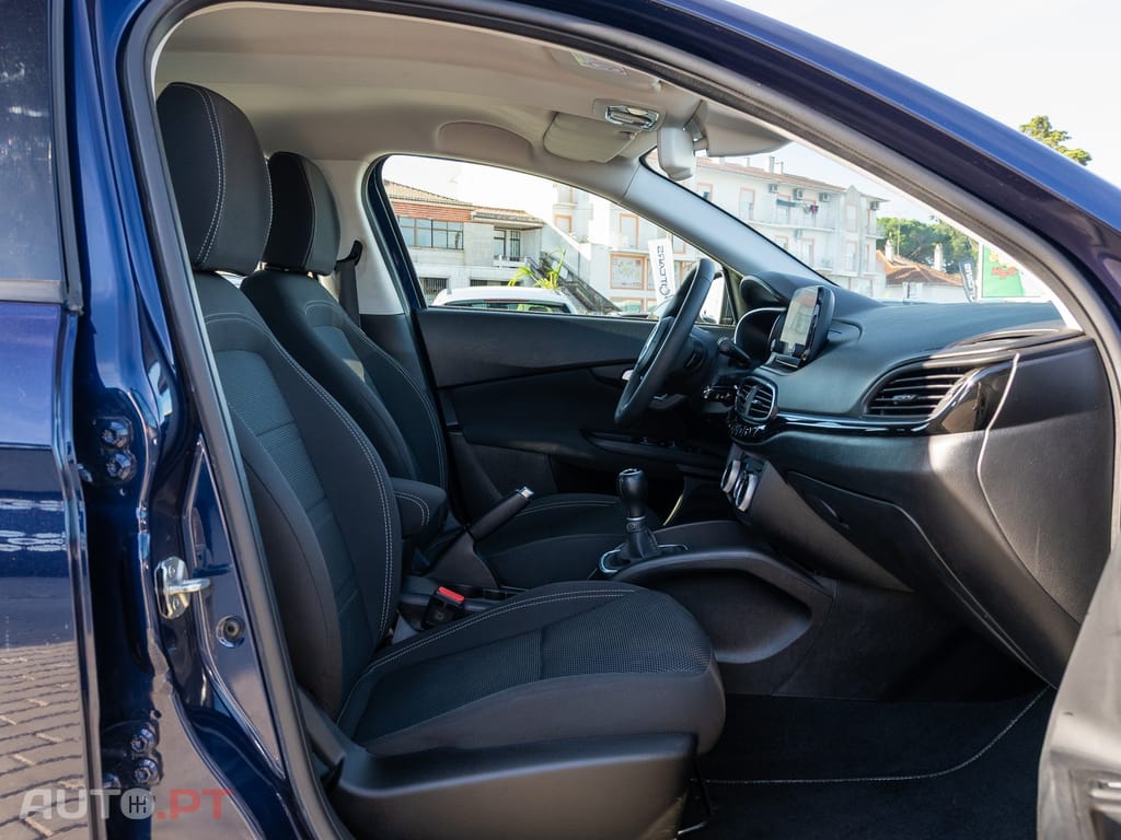 Fiat Tipo 1.3 MultiJet Life — fotografia 13