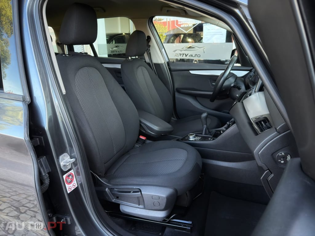 BMW 216 d 7L Advantage