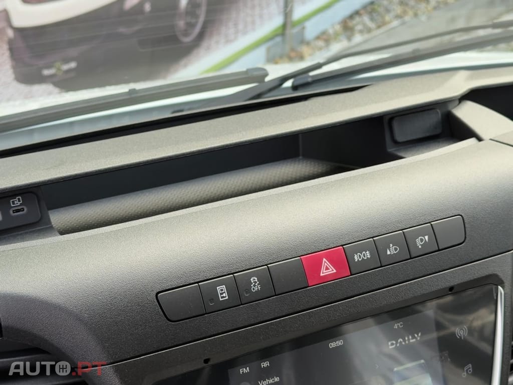 Iveco Daily PLATAFORMA 1000 KG