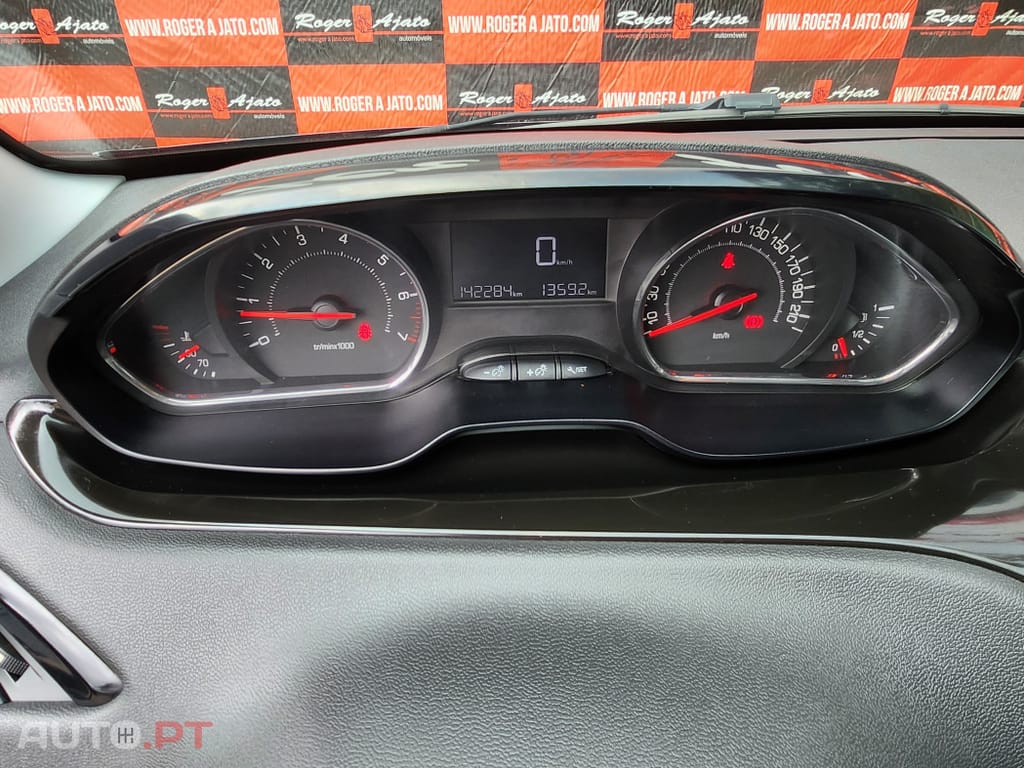 Peugeot 208 1.2 VTi Active