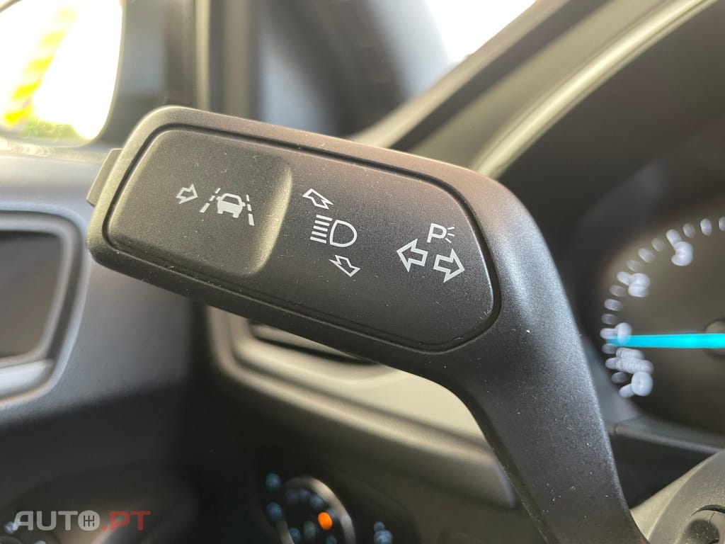 Ford Focus 1.0 EcoBoost MHEV ST-Line X