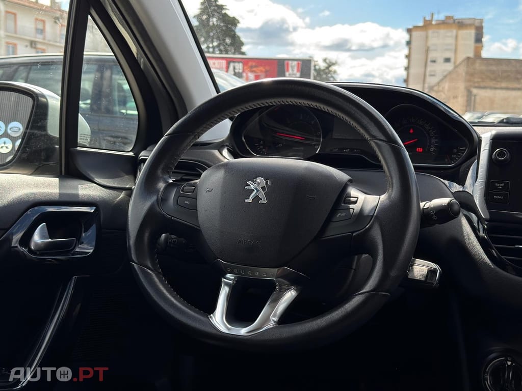 Peugeot 208 1.4 HDi Active