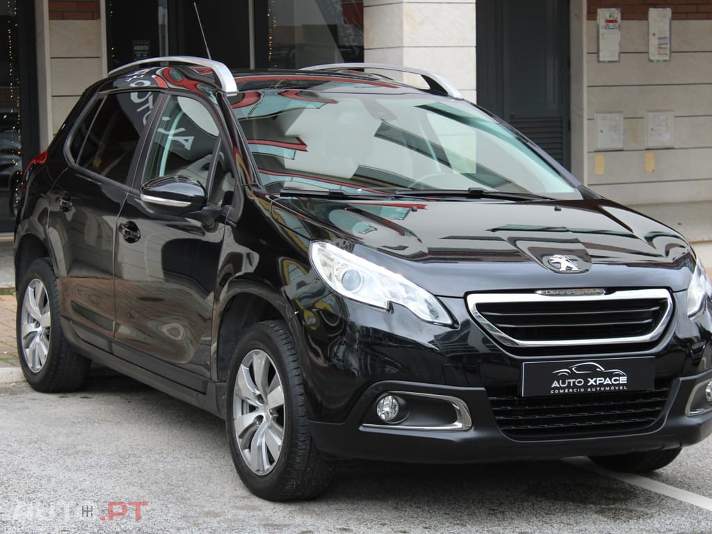 Peugeot 2008 1.2 PureTech Allure