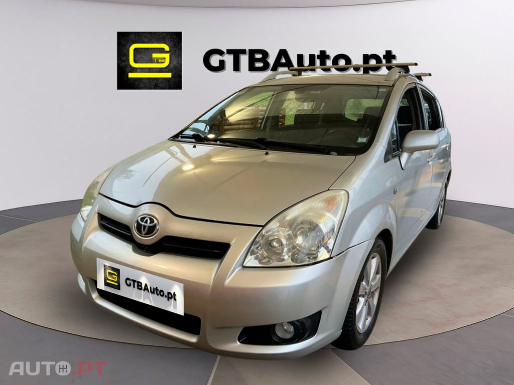 Toyota Corolla Verso 2.2 D-4D 7 lugares 