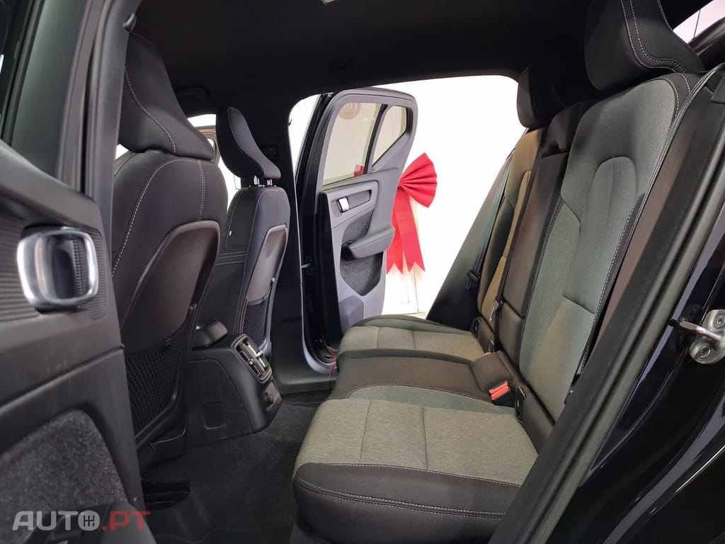 Volvo XC40 1.5 T4 Recharge Start