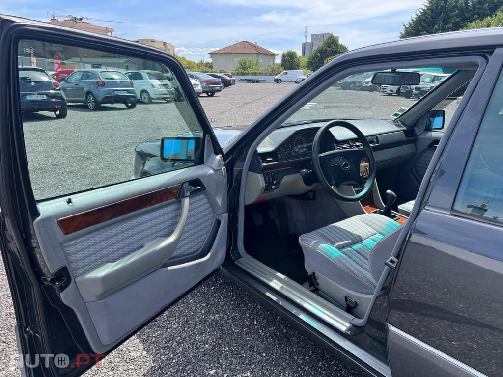 Mercedes-Benz E 280 Classic