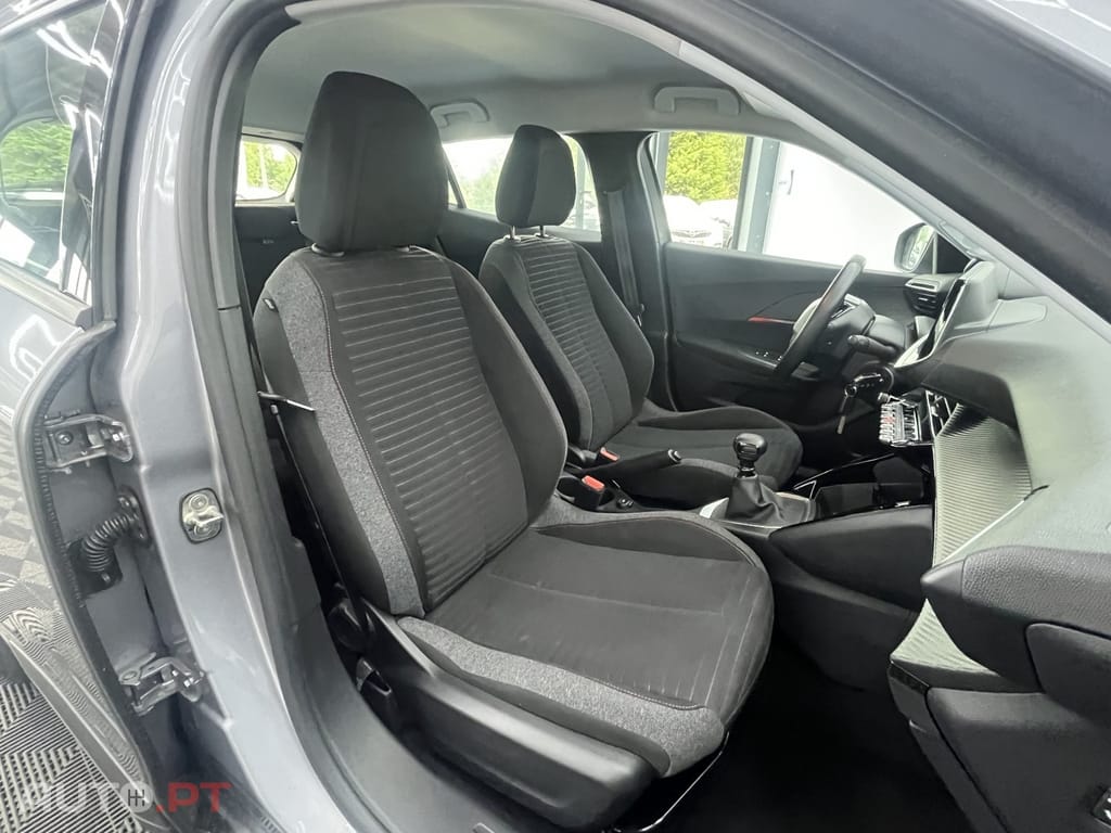 Peugeot 2008 1.2 PureTech Active Pack