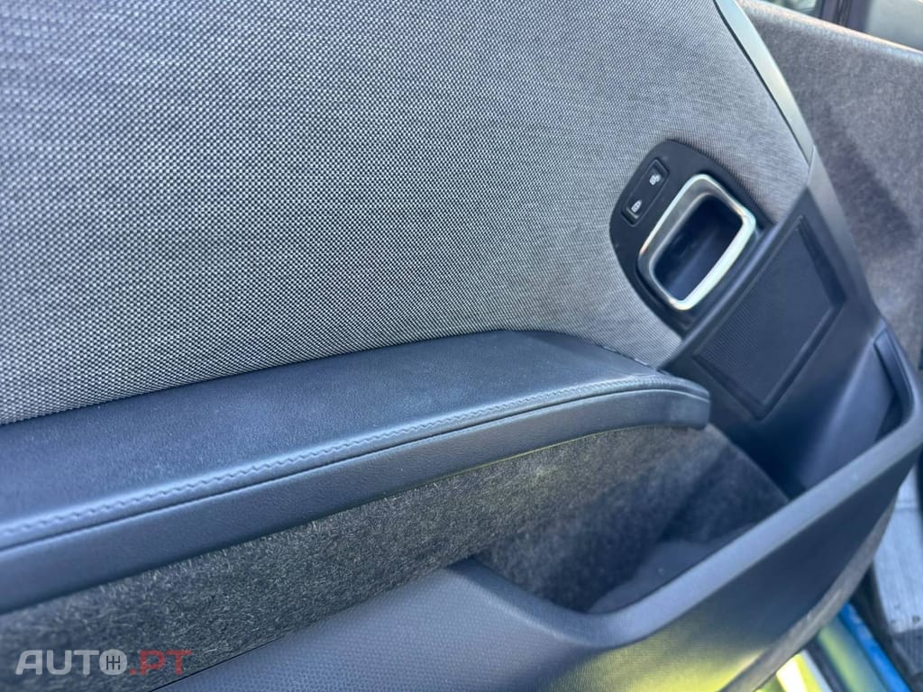 BMW i3 (60 Ah)
