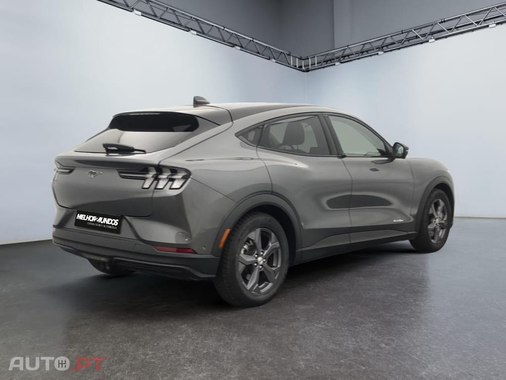 Ford Mustang Mach-E Standard Range