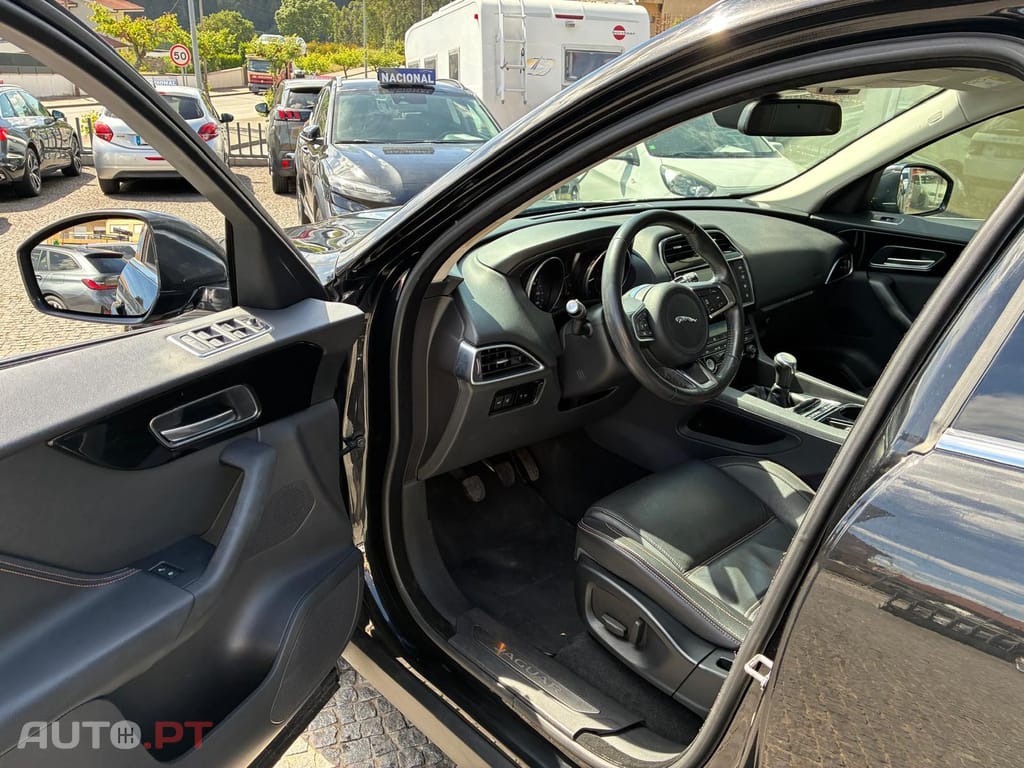 Jaguar F-Pace 2.0 i4D Pure