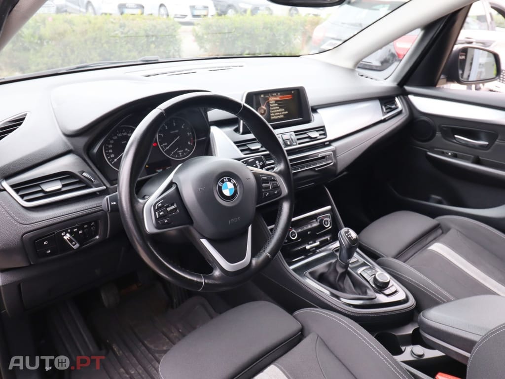 BMW 216 d Advantage
