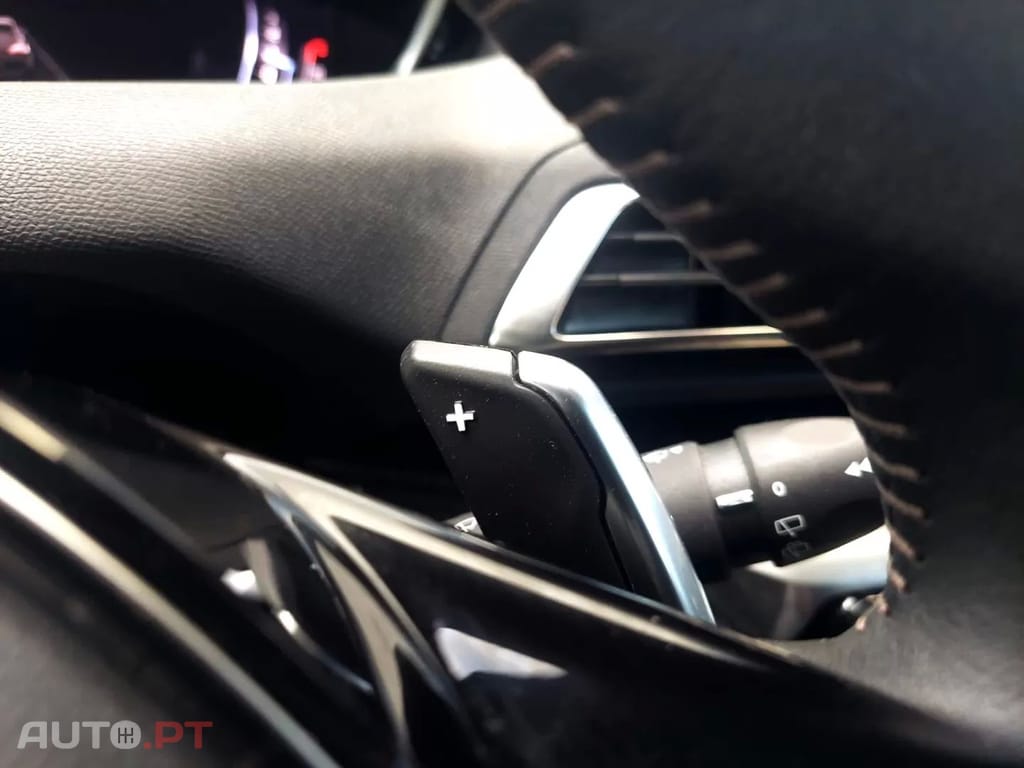 Peugeot 5008 1.5 BlueHDi Allure EAT8