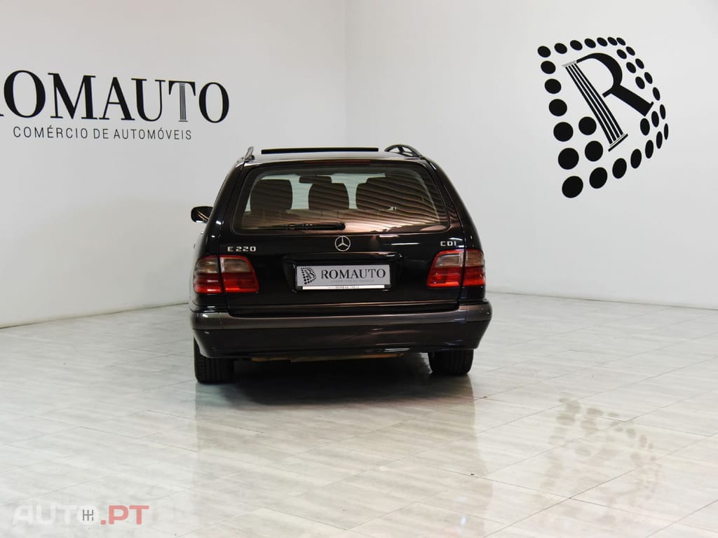 Mercedes-Benz E 220 CDI STATION AUTOMATICA