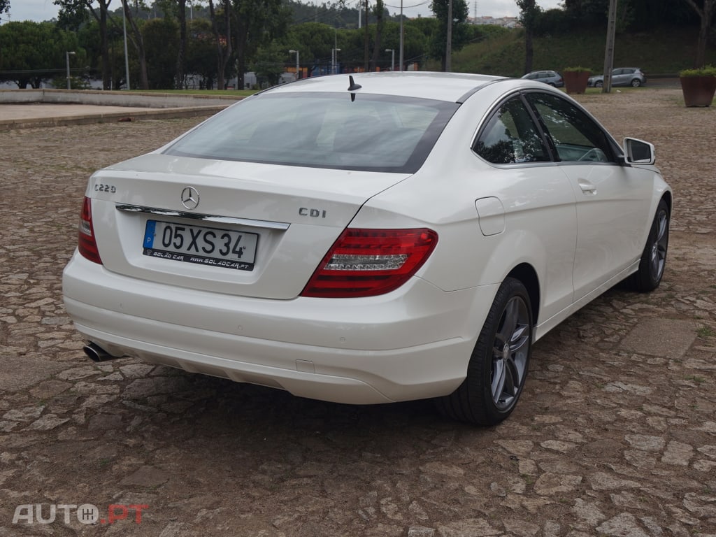 Mercedes-Benz C 220 Coupe Avantgarde Auto