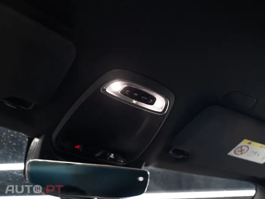 Volvo XC90 2.0 D4 R-Design