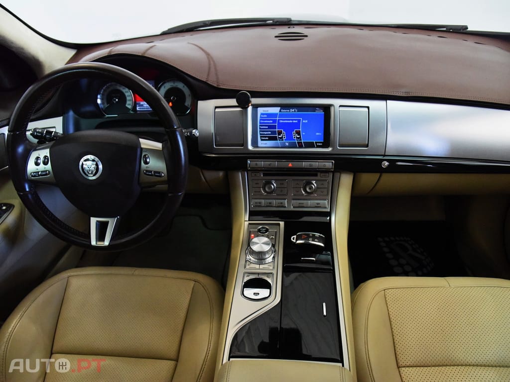 Jaguar XF S 3.0D V6 LUXURY