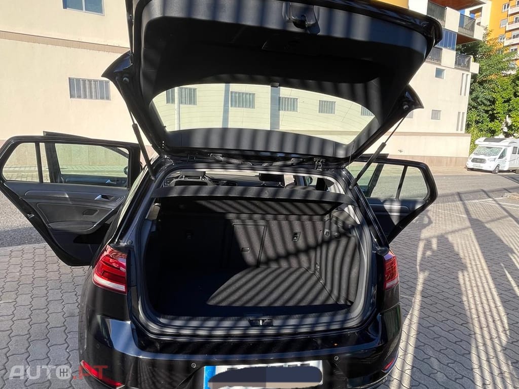 Volkswagen Golf 1.6 Confortline
