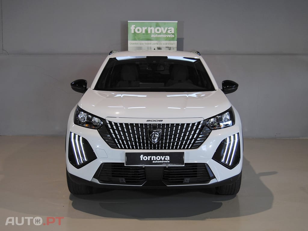 Peugeot E-2008 50 kWh Allure Pack
