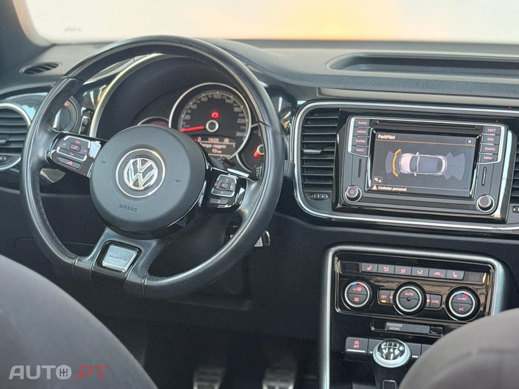 Volkswagen New Beetle Cabriolet 1.2 TSI (BlueMotion Tech) Sound