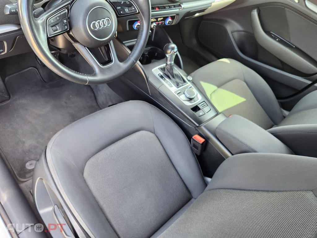 Audi A3 Sportback 30 TDI S tronic