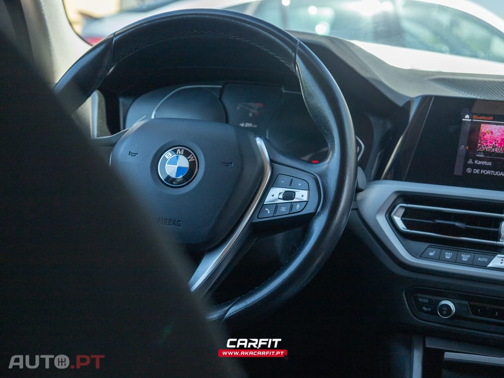 BMW 318 d Touring Auto