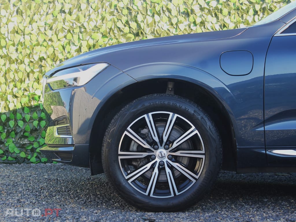 Volvo XC60 2.0 T6 PHEV Inscription Expression AWD