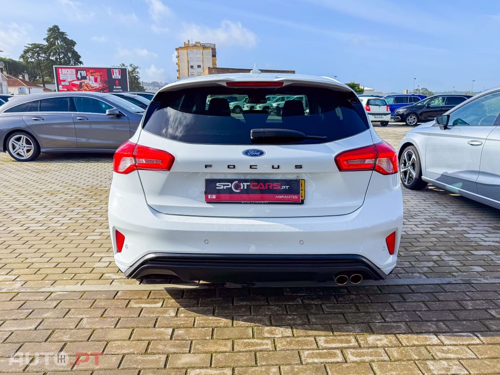 Ford Focus 1.0 EcoBoost ST-Line