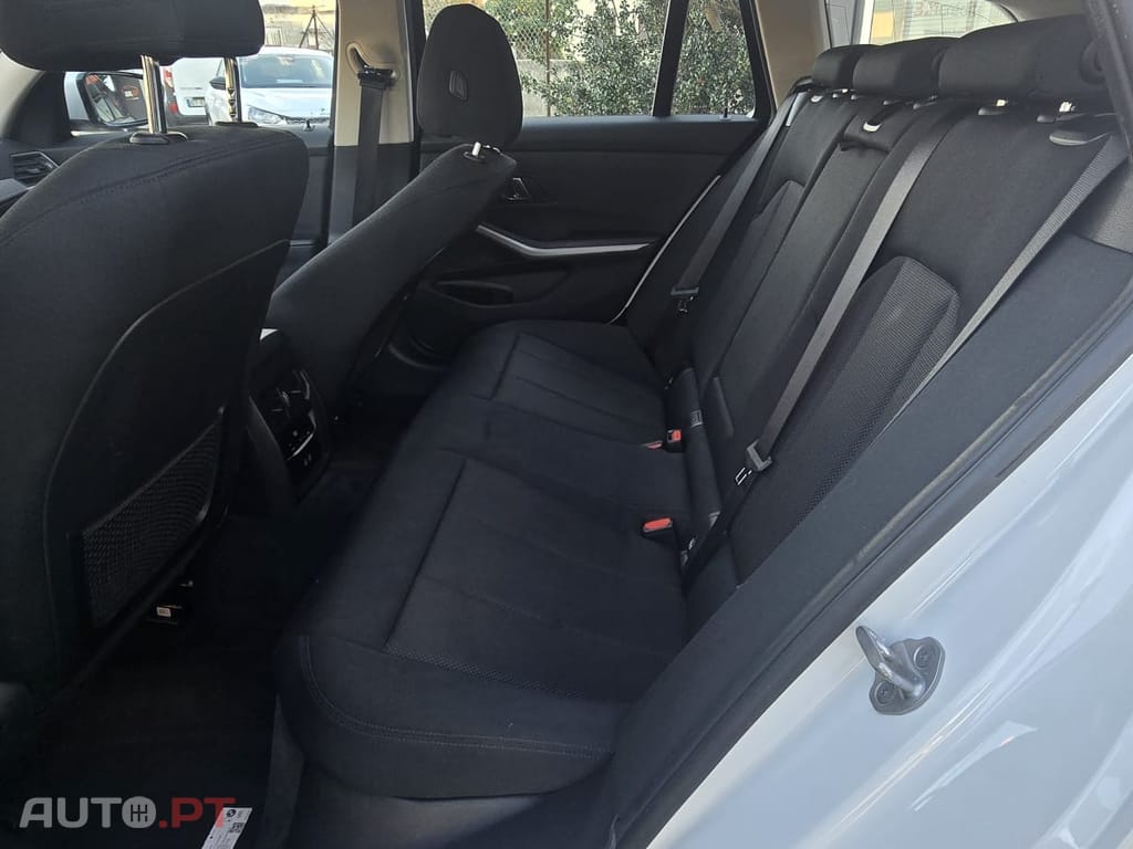 BMW 318 Serie 3 Touring Auto XLine