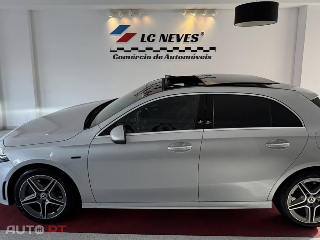 Mercedes-Benz A 250 e AMG Line