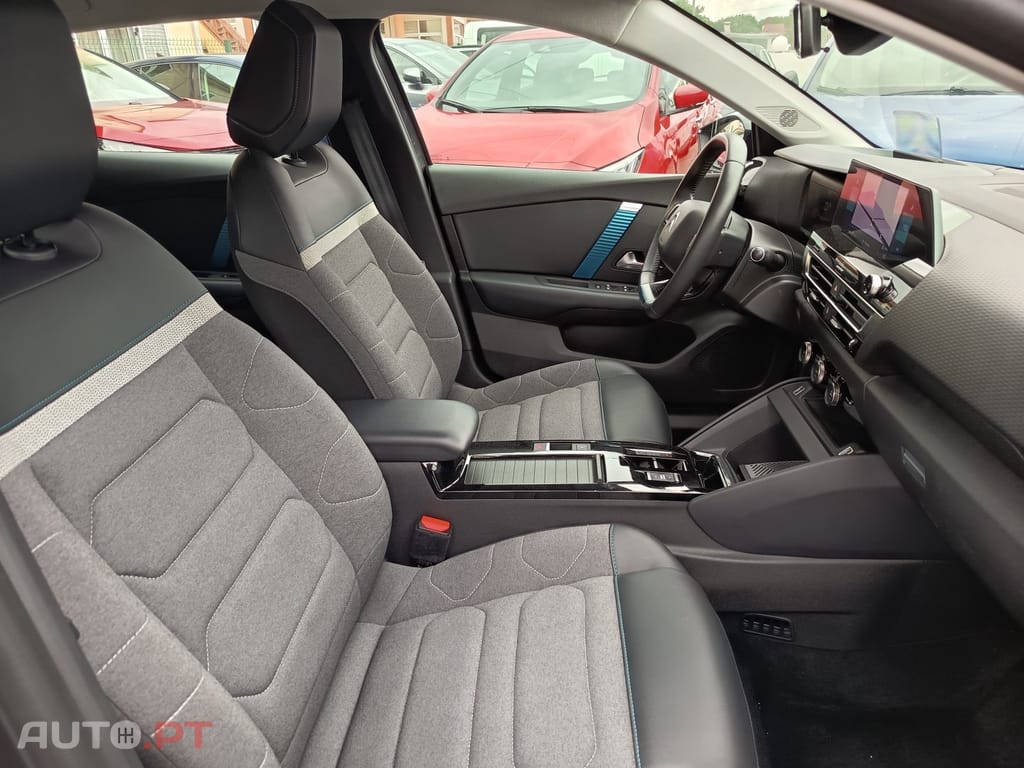 Citroen e-C4 50 kWh Shine Pack