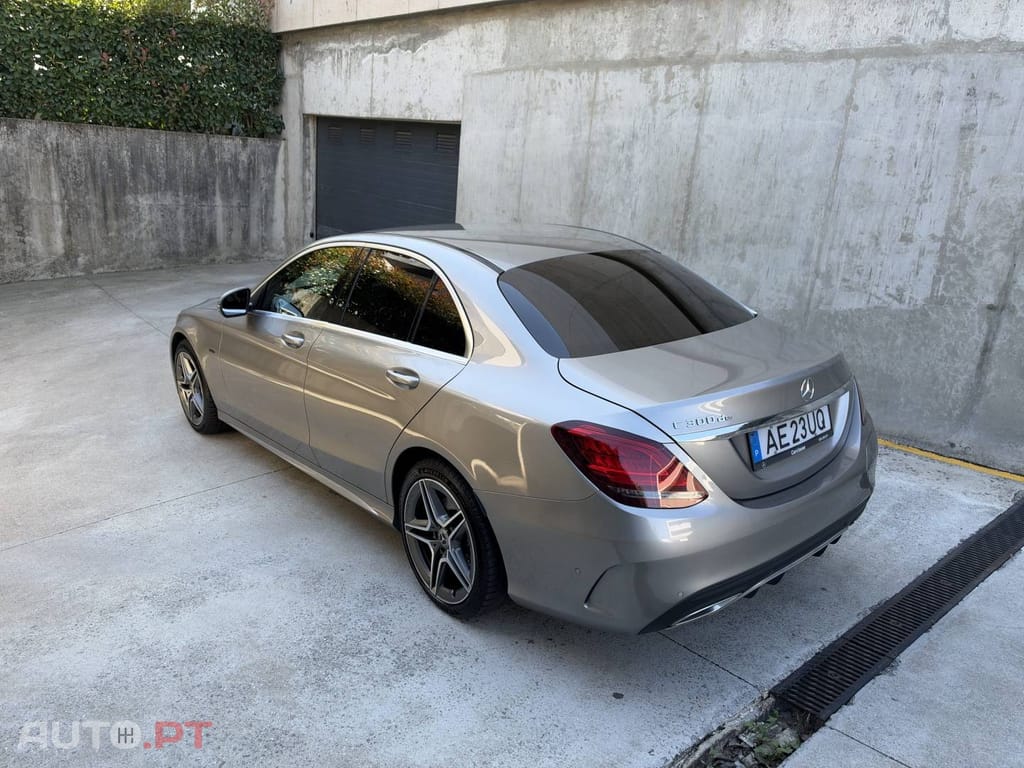 Mercedes-Benz C 300 de AMG Line