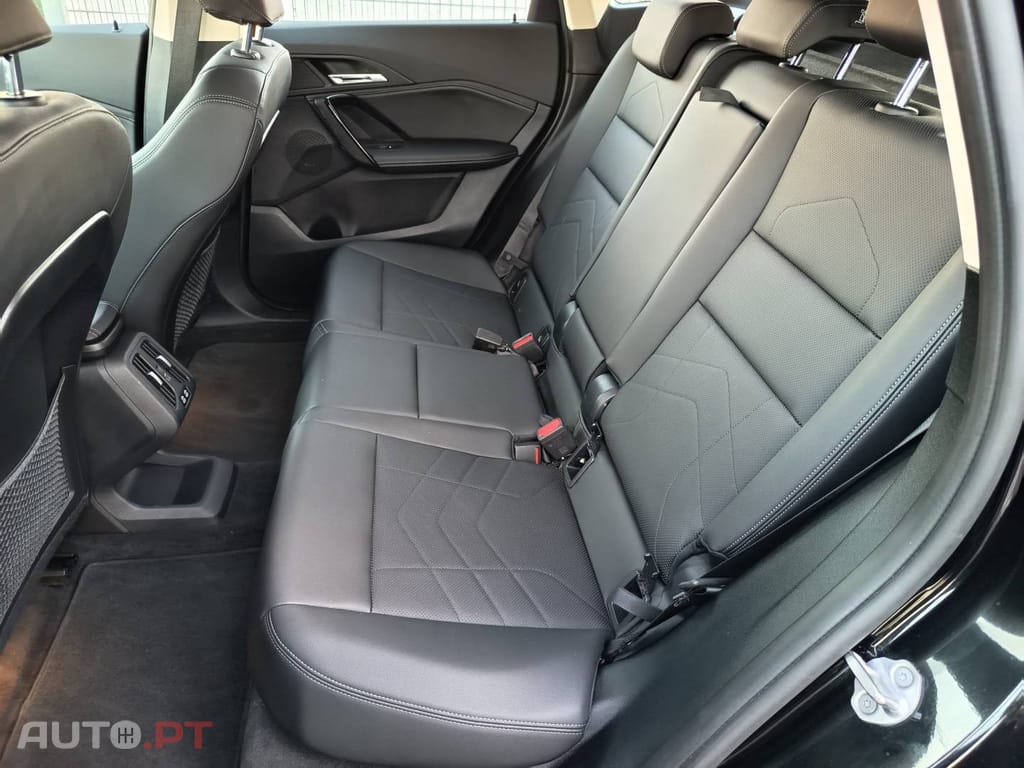 BMW iX1 xDrive30