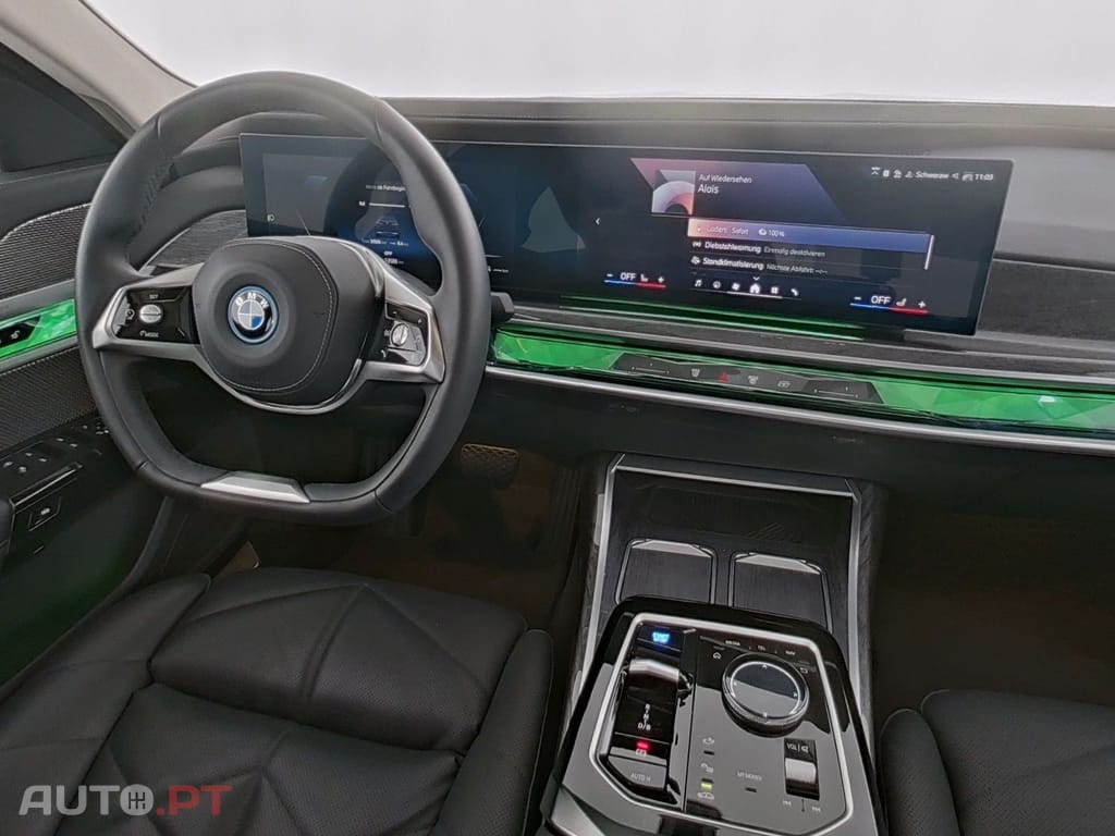BMW i7 Pure Excellence