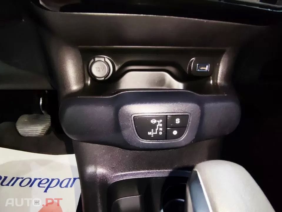 Citroen C4 Cactus 1.2 PureTech Shine EAT6