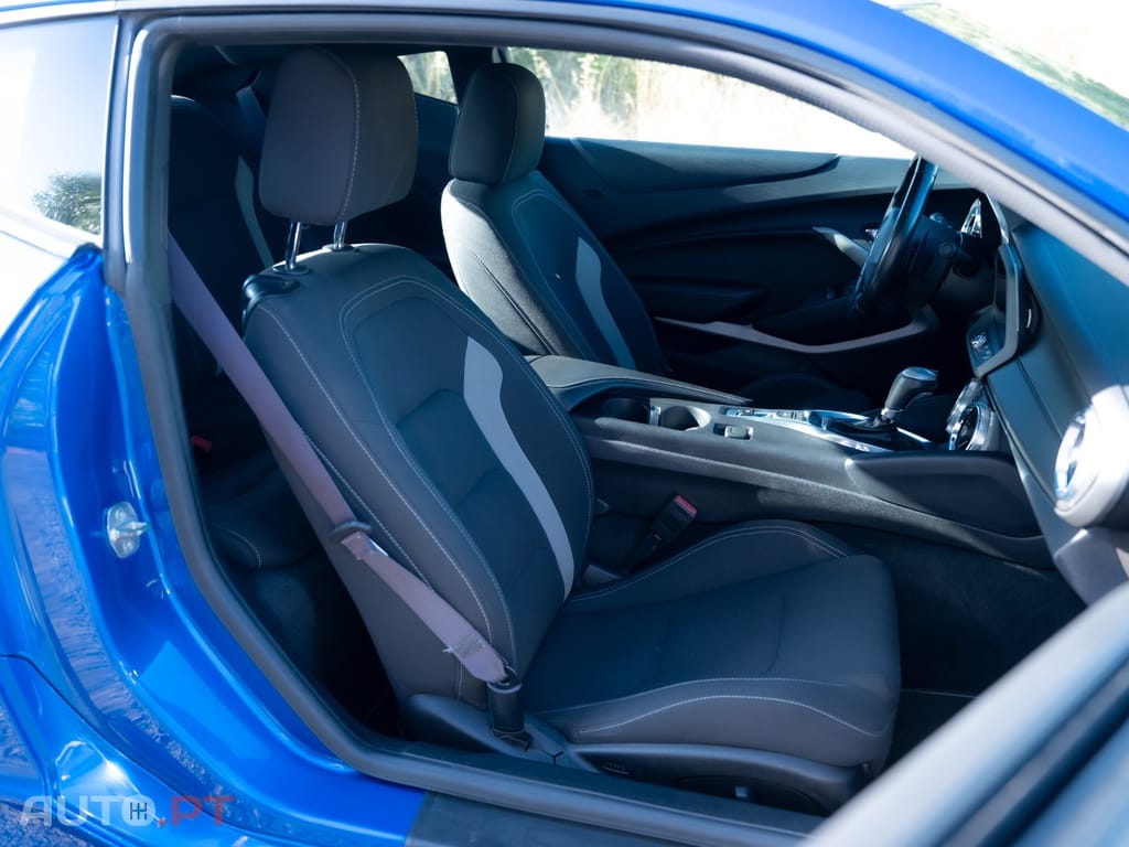 Chevrolet Camaro 2.0 Aut.