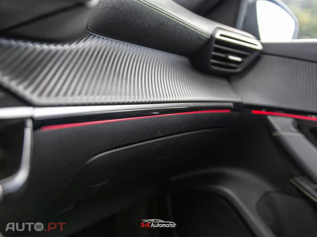 Peugeot E-2008 50 kWh GT