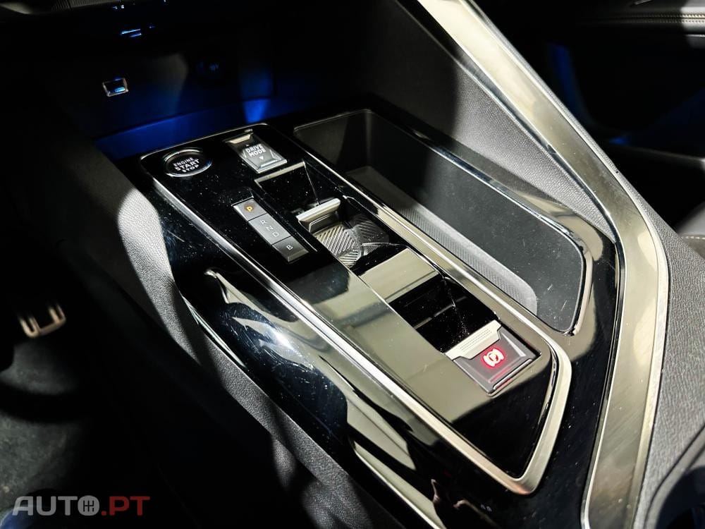 Peugeot 3008 1.6 Hybrid GT Pack e-EAT8